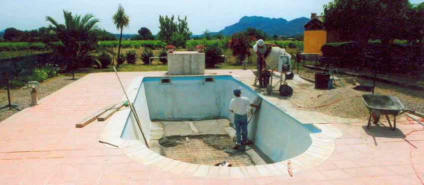 piscine coque industrielle réparation aquapolyester